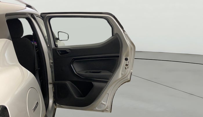 2023 Renault Kiger RXZ TURBO MT, Petrol, Manual, 23,507 km, RHS Rear Door