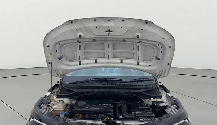 2022 KIA CARENS PREMIUM 1.4 PETROL 7 STR, Petrol, Manual, 39,112 km, Open Bonet