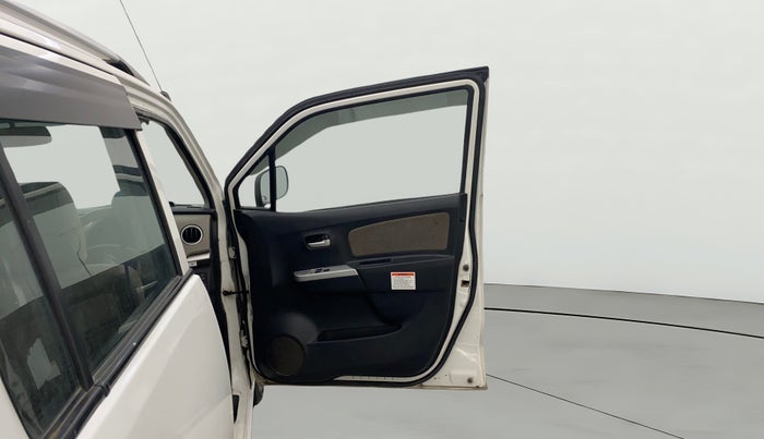 2016 Maruti Wagon R 1.0 LXI CNG, CNG, Manual, 1,04,598 km, RHS Front Door