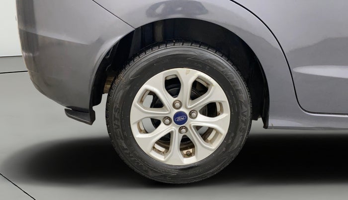 2015 Ford Figo Aspire TITANIUM1.5 DIESEL, Diesel, Manual, 1,20,943 km, Right Rear Wheel