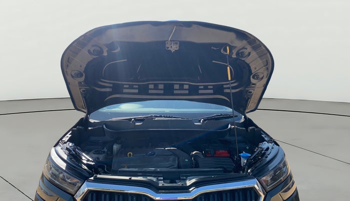 2022 Skoda KUSHAQ STYLE 1.5L TSI DSG, Petrol, Automatic, 79,930 km, Open Bonet