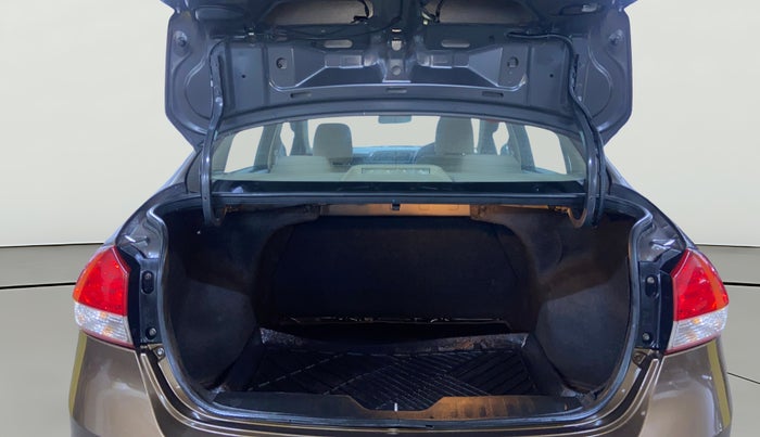 2017 Maruti Ciaz VXI+, Petrol, Manual, 33,005 km, Boot Open Zoomed View