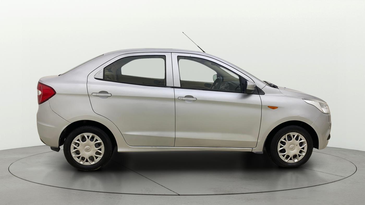 2015 Ford Figo Aspire AMBIENTE 1.2 PETROL, CNG, Manual, 1,08,212 km, Right Side View