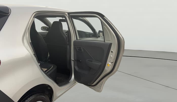 2024 Maruti Alto K10 Std (O), Petrol, Manual, 5,616 km, RHS Rear Door