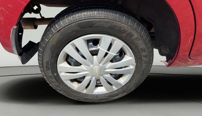 2015 Datsun Go T, Petrol, Manual, 62,942 km, Right Rear Wheel