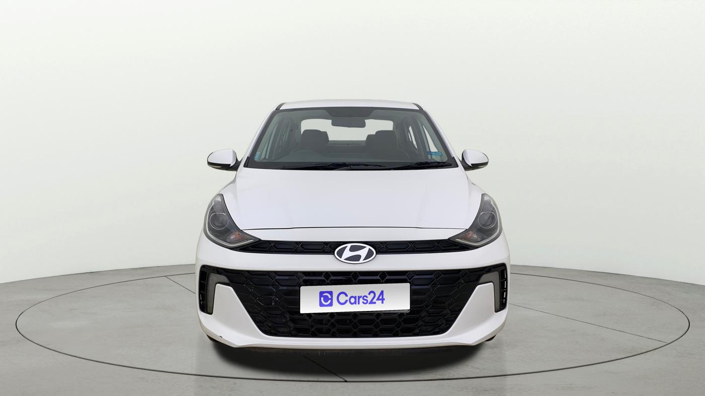 2024 Hyundai AURA SX 1.2 (O), Petrol, Manual, 9,239 km, Front
