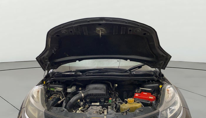 2018 Tata NEXON XZ PLUS PETROL, Petrol, Manual, 1,37,419 km, Open Bonet