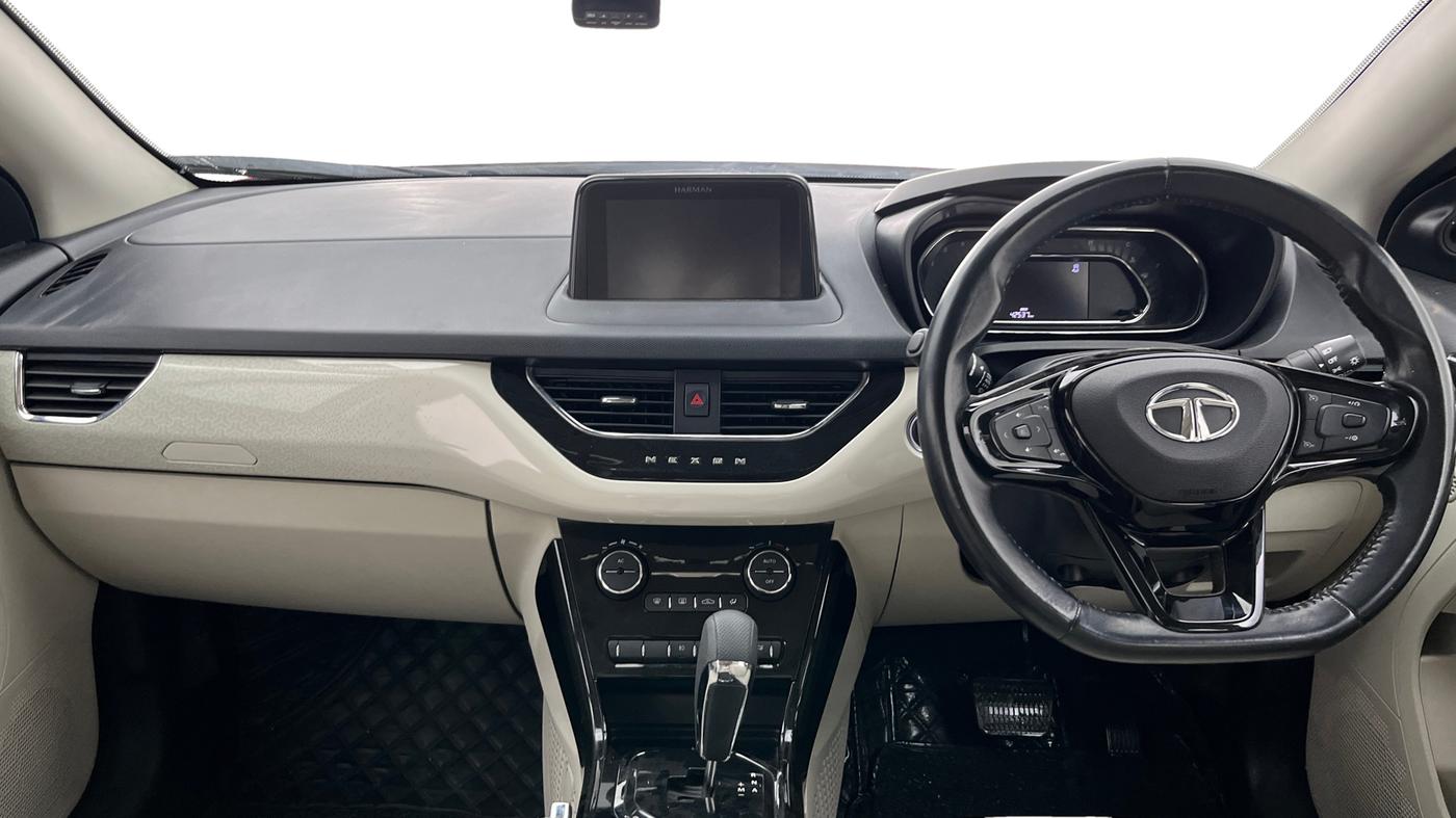 2022 Tata NEXON XZA PLUS (PREMIUM) PETROL, Petrol, Automatic, 42,535 km, Dashboard