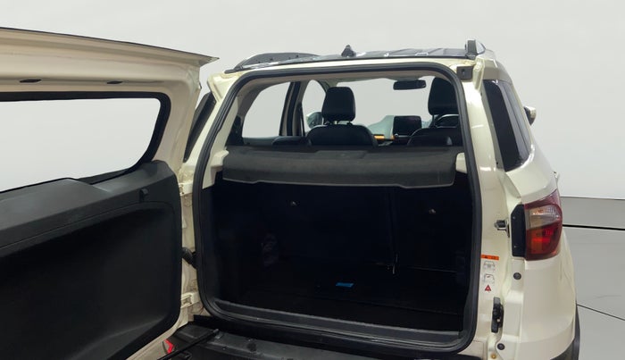 2021 Ford Ecosport TITANIUM 1.5L SPORTS(SUNROOF) DIESEL, Diesel, Manual, 1,00,150 km, Boot Open Zoomed View