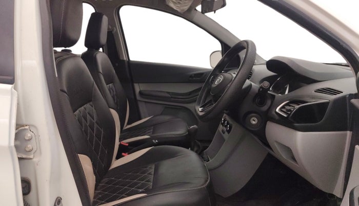 2022 Tata Tiago XT PETROL, Petrol, Manual, 21,841 km, Right Side Front Door Cabin