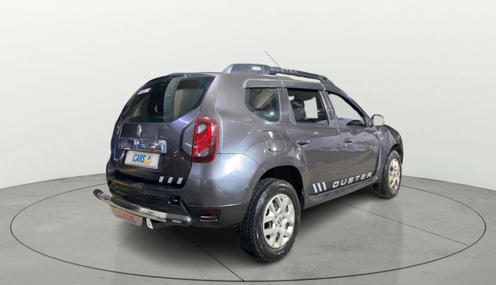 2017 Renault Duster RXE PETROL, Petrol, Manual, 27,433 km, Right Back Diagonal