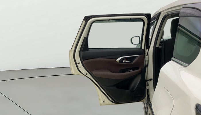 2023 Maruti Grand Vitara ZETA CNG, CNG, Manual, 24,566 km, LHS Rear Door