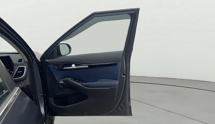 2022 KIA SELTOS X LINE 1.5 DIESEL AT, Diesel, Automatic, 33,668 km, RHS Front Door