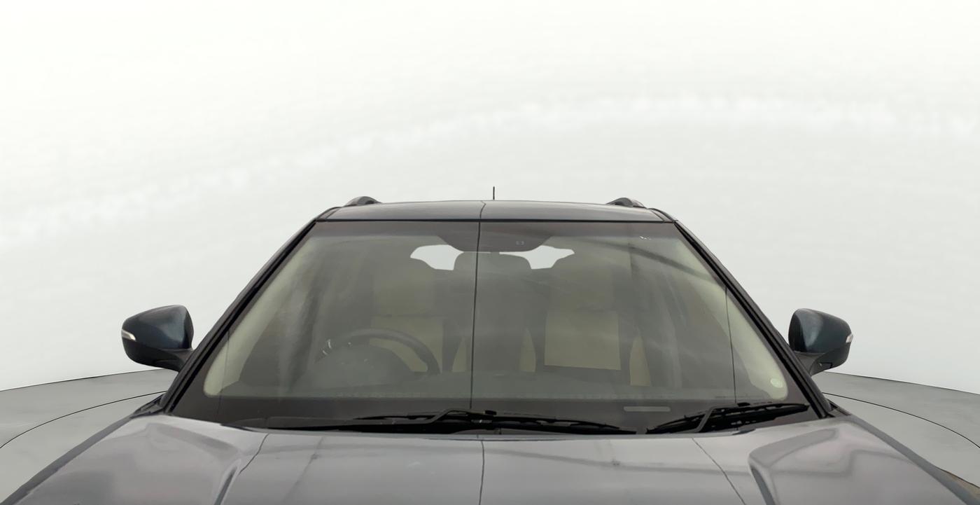 2019 Mahindra XUV300 W8 1.5 DIESEL, Diesel, Manual, 84,136 km, Front Windshield