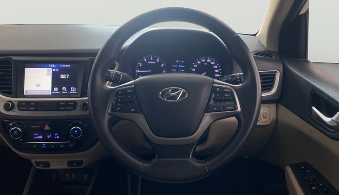 2018 Hyundai Verna 1.6 VTVT SX O, Petrol, Manual, 43,257 km, Steering Wheel Close Up