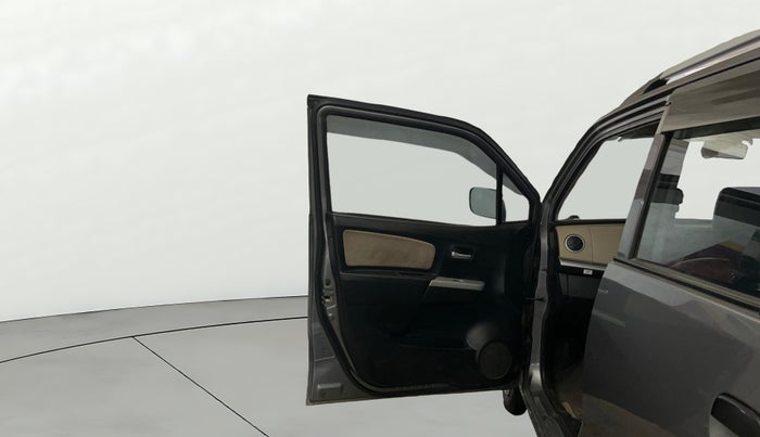 2017 Maruti Wagon R 1.0 LXI, Petrol, Manual, 63,218 km, LHS Front Door