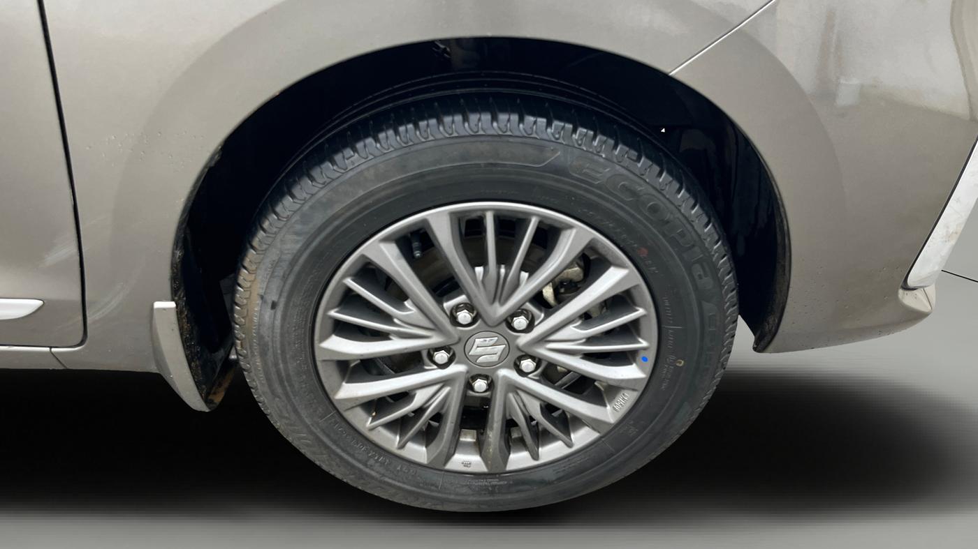 2021 Maruti Ertiga ZXI+ SHVS, Petrol, Manual, 43,146 km, Right Front Wheel
