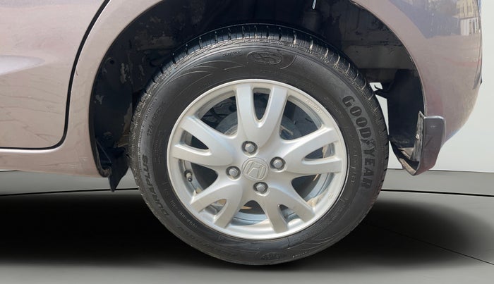 2015 Honda Brio VX AT, Petrol, Automatic, 80,015 km, Left Rear Wheel