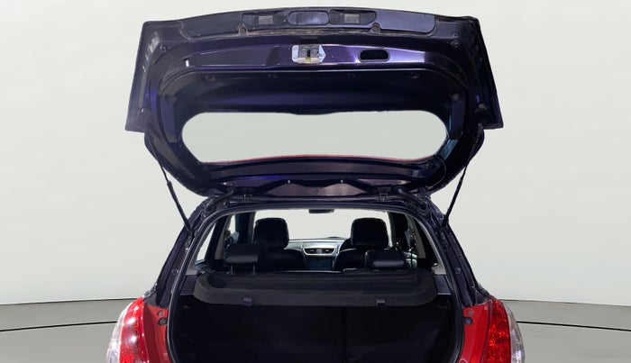 2017 Maruti Swift VXI, Petrol, Manual, 74,732 km, Boot Door Open