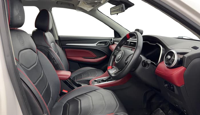 2024 MG ASTOR SAVVY 1.3 TURBO AT S RED, Petrol, Automatic, 79,139 km, Right Side Front Door Cabin