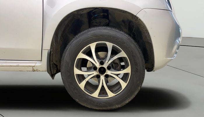 2016 Nissan Terrano XL (P), Petrol, Manual, 1,09,757 km, Right Front Wheel