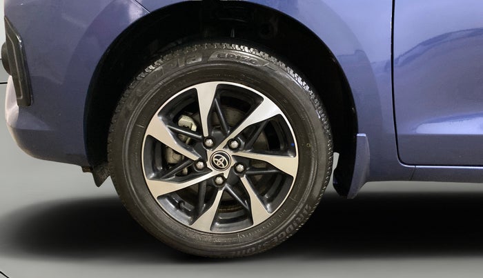 2023 Toyota RUMION V AT , Petrol, Automatic, 27,551 km, Left Front Wheel