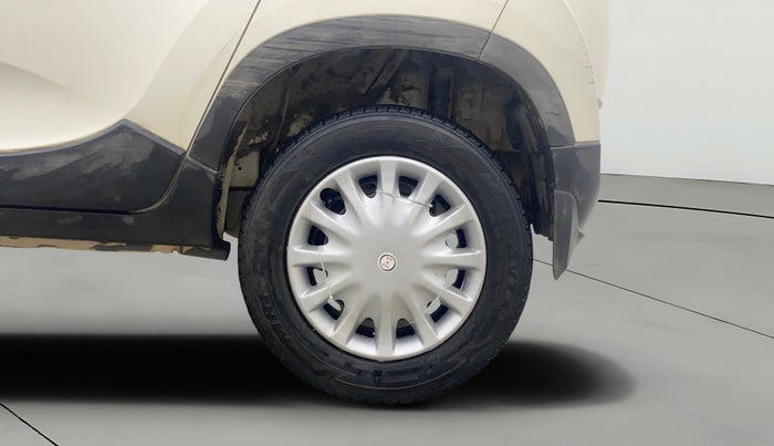 2016 Mahindra Kuv100 K6 PLUS 6 STR, Petrol, Manual, 37,851 km, Left Rear Wheel