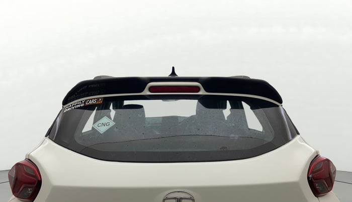 2023 Tata PUNCH ACCOMPLISHED DAZZLE SUNROOF CNG MT, CNG, Manual, 32,902 km, Rear Windshield