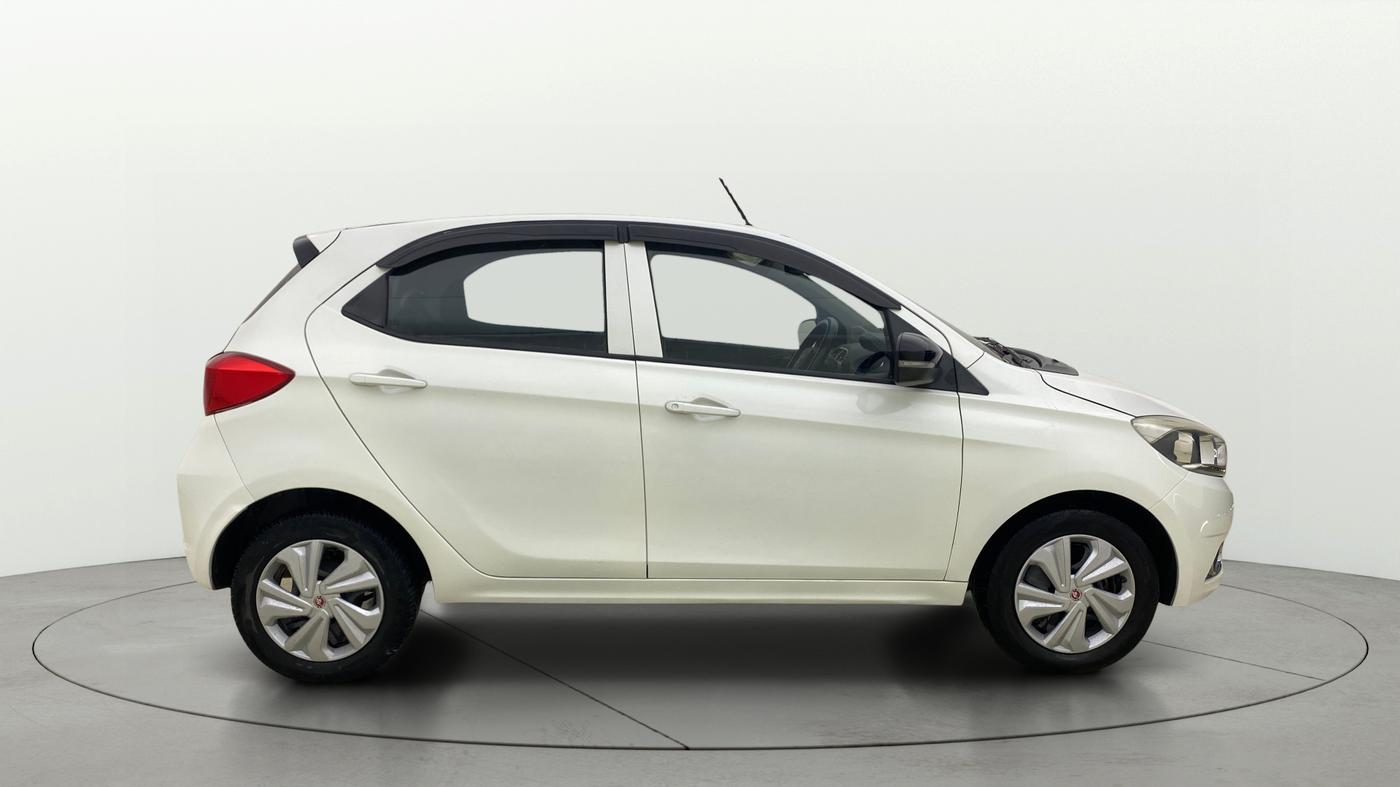 2019 Tata Tiago XZ PETROL, Petrol, Manual, 95,629 km, Right Side View