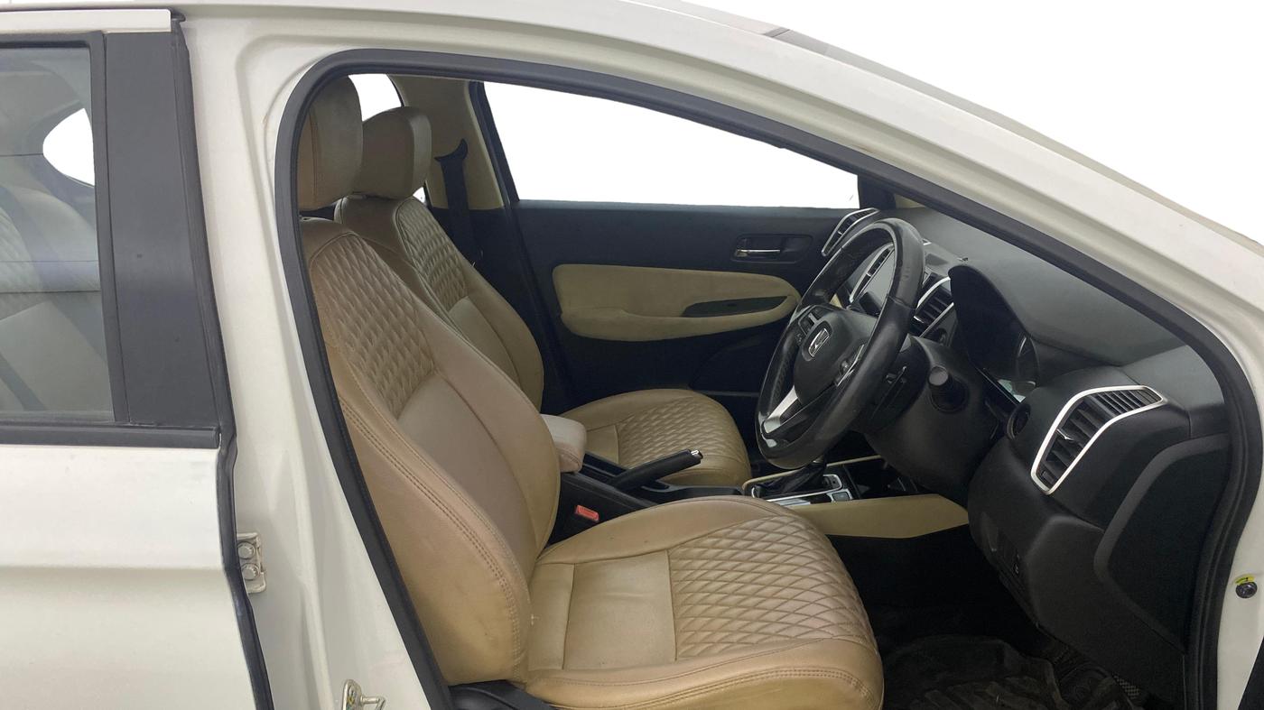 2020 Honda City 1.5L I-VTE V CVT, Petrol, Automatic, 40,390 km, Right Side Front Door Cabin