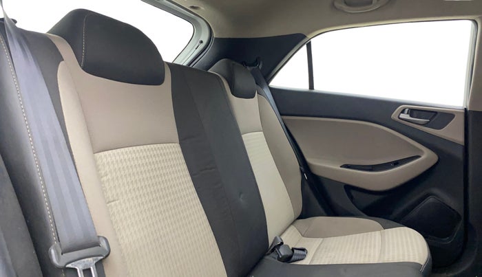 2018 Hyundai Elite i20 MAGNA EXECUTIVE CVT, Petrol, Automatic, 25,852 km, Right Side Rear Door Cabin