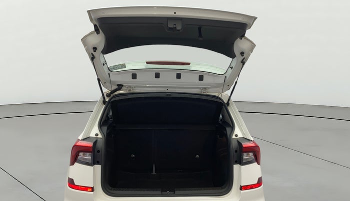 2022 Skoda KUSHAQ STYLE 1.0L TSI AT, Petrol, Automatic, 72,368 km, Boot Door Open