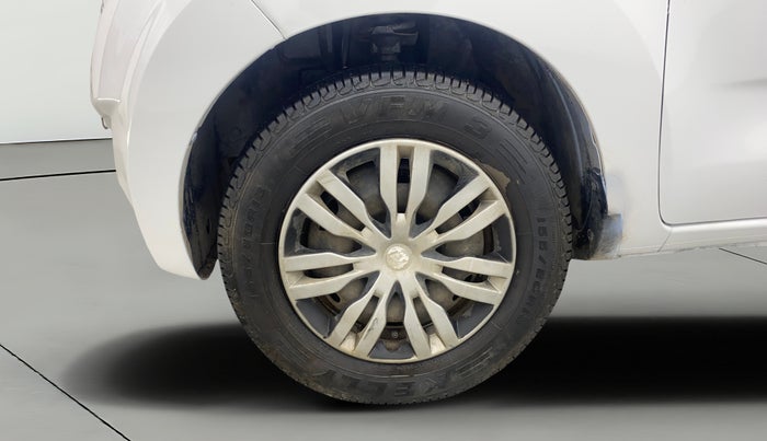2017 Datsun Redi Go T (O), Petrol, Manual, 1,03,988 km, Left Front Wheel