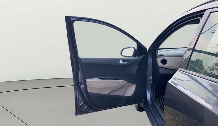 2017 Hyundai Grand i10 SPORTZ (O) 1.2 KAPPA VTVT, Petrol, Manual, 35,629 km, LHS Front Door