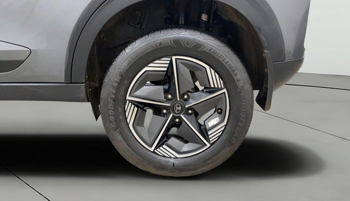 2023 Tata NEXON CREATIVE+ AMT 1.2 PETROL, Petrol, Automatic, 22,515 km, Left Rear Wheel