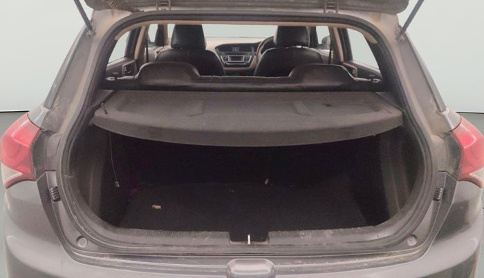 2016 Hyundai Elite i20 SPORTZ 1.2, Petrol, Manual, 71,856 km, Boot Open Zoomed View