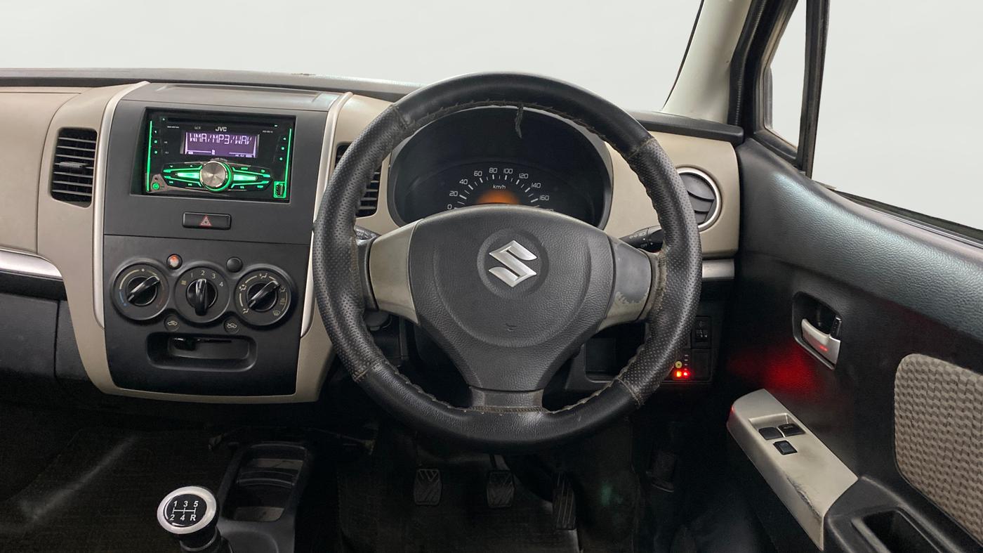 2015 Maruti Wagon R 1.0 LXI CNG, CNG, Manual, 65,672 km, Steering Wheel Close Up