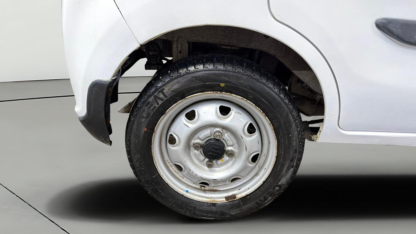 2016 Maruti Alto K10 LXI, Petrol, Manual, 59,844 km, Right Rear Wheel