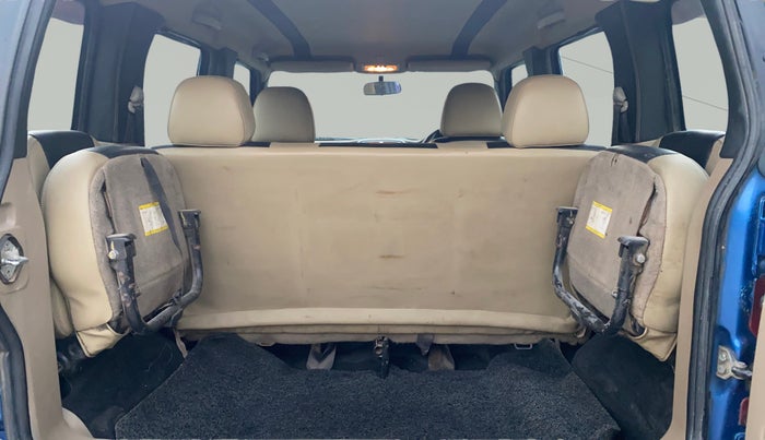 2016 Mahindra TUV300 T8, Diesel, Manual, 91,139 km, Boot Open Zoomed View