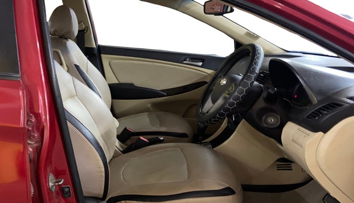 2016 Hyundai Verna 1.6 VTVT SX AT, Petrol, Automatic, 69,543 km, Right Side Front Door Cabin