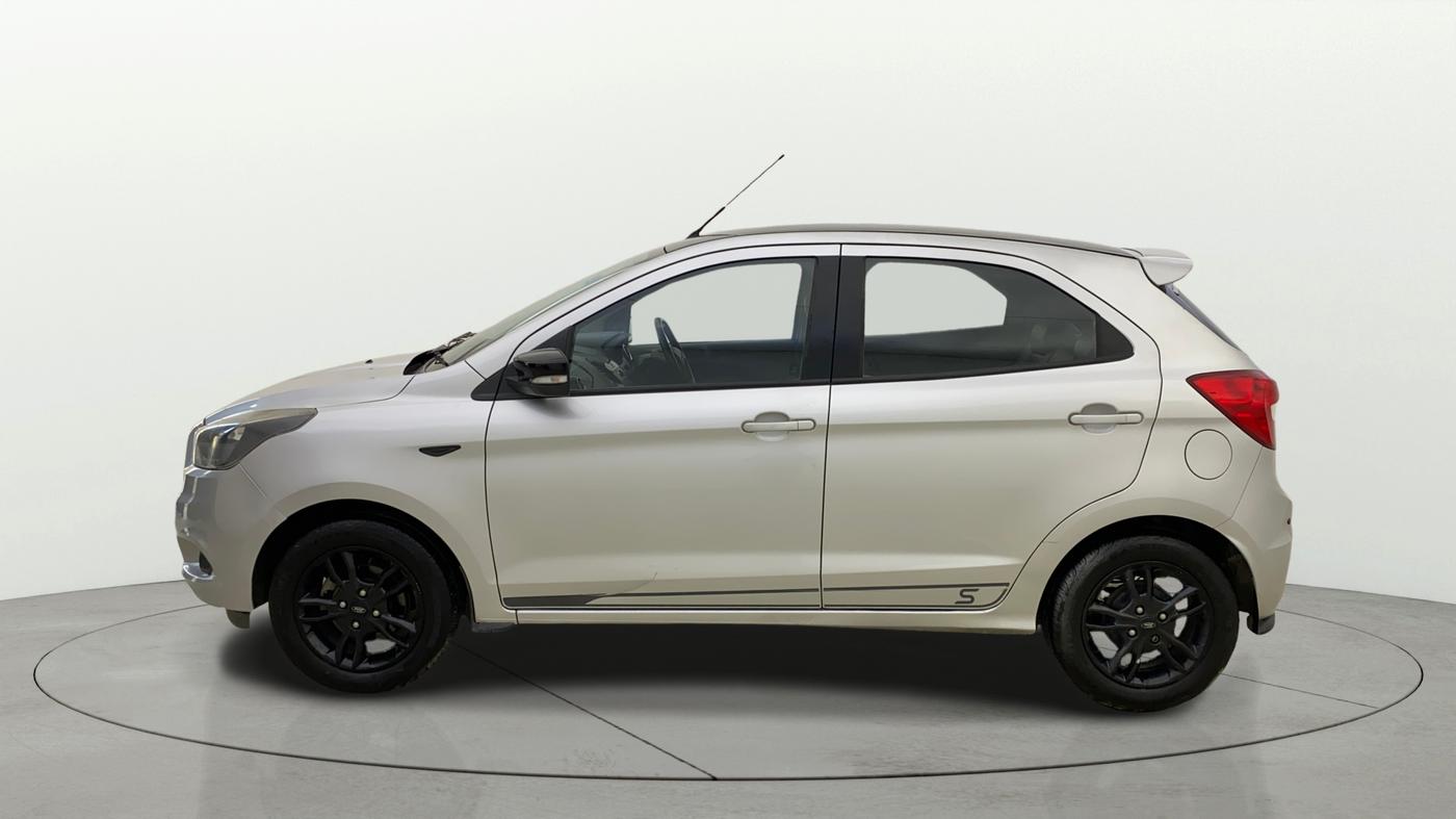 2017 Ford New Figo TITANIUM 1.2 PETROL MT, Petrol, Manual, 49,274 km, Left Side