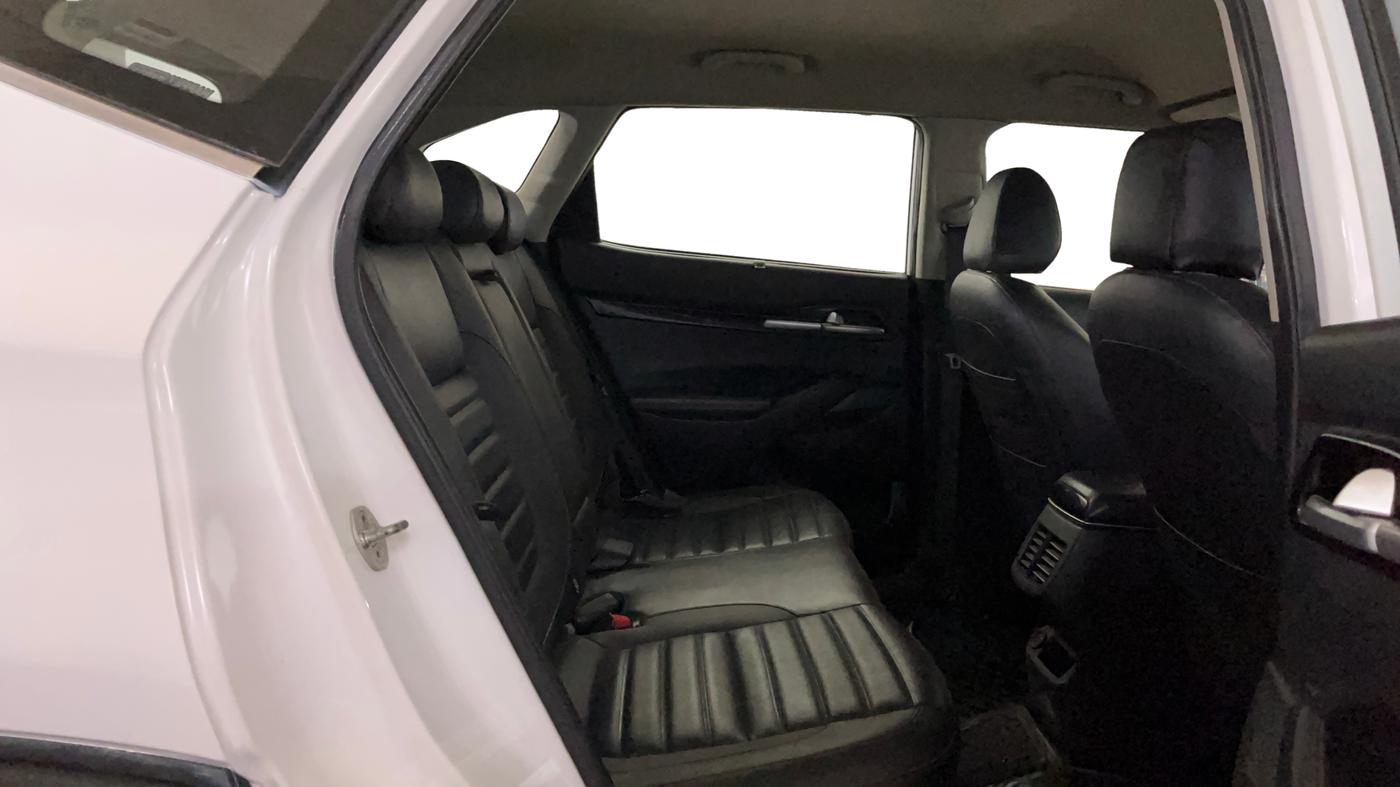 2019 KIA SELTOS GTX AT 1.4 PETROL DUAL TONE, Petrol, Automatic, 99,072 km, Right Side Rear Door Cabin