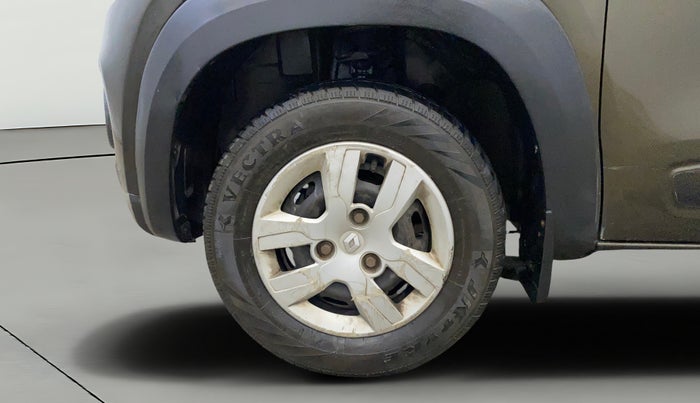 2015 Renault Kwid RXT 0.8, Petrol, Manual, 29,447 km, Left Front Wheel