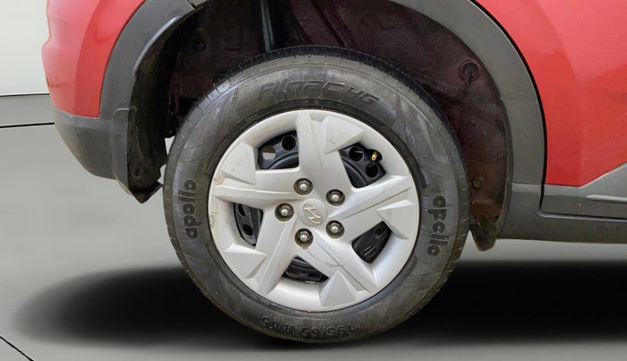 2019 Hyundai VENUE S 1.2, Petrol, Manual, 46,131 km, Right Rear Wheel