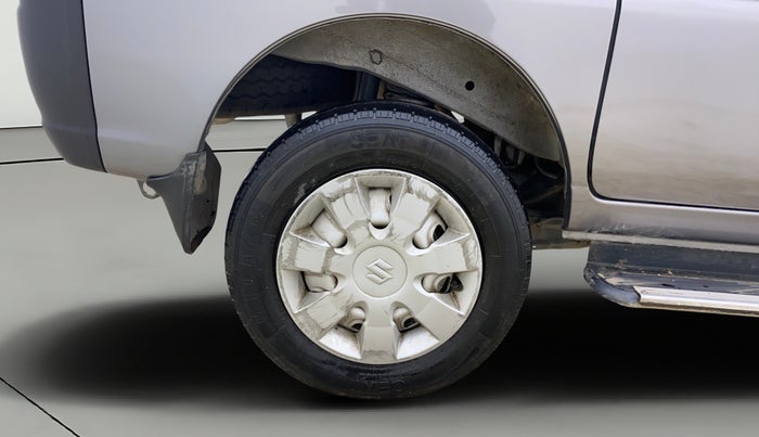 2022 Maruti Eeco 5 STR AC CNG (O), CNG, Manual, 42,135 km, Right Rear Wheel