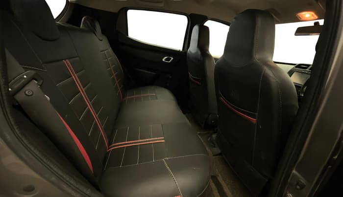 2018 Renault Kwid RXT 1.0 AMT (O), Petrol, Automatic, 83,237 km, Right Side Rear Door Cabin