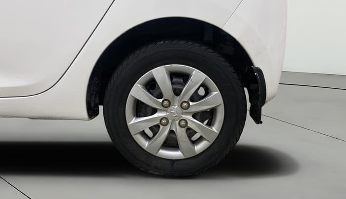 2012 Hyundai Eon SPORTZ, Petrol, Manual, 8,193 km, Left Rear Wheel
