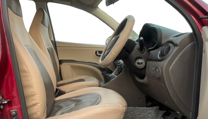 2013 Hyundai i10 SPORTZ 1.1, Petrol, Manual, 50,742 km, Right Side Front Door Cabin