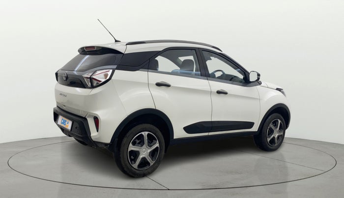 2021 Tata NEXON XM SUNROOF PETROL, Petrol, Manual, 32,181 km, Right Back Diagonal