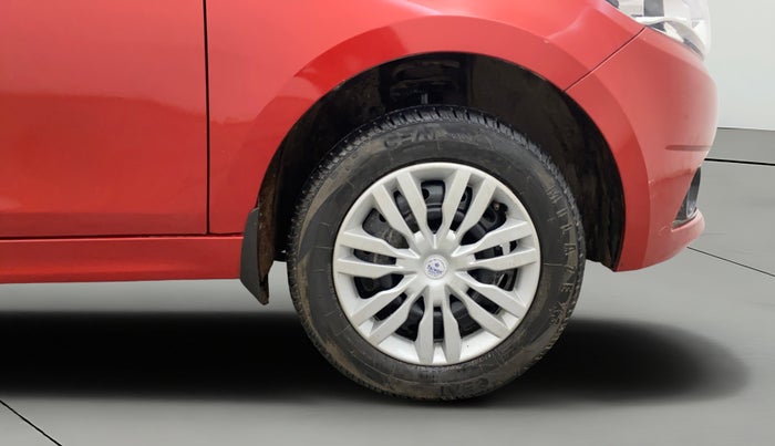 2017 Tata Tiago XTA PETROL, Petrol, Automatic, 51,348 km, Right Front Wheel